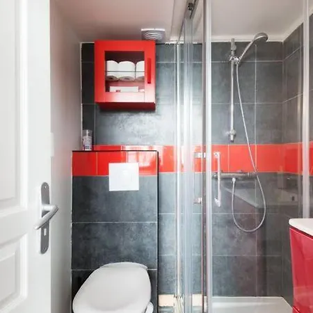 Ideal For Exploring On Foot * Париж